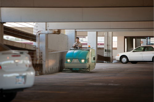 工廠手推式掃地車供應(yīng),家具廠專用洗地車免費咨詢